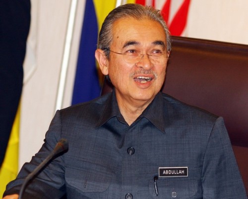 Imbas kembali dari tarikh 9 Mac 2008 sehingga 9 Oktober 2008. Perhatikan bagaimana Abdullah Ahmad Badawi melakukan permainannya sehingga pada saat ini pun, dia masih lagi Perdana Menteri Malaysia.