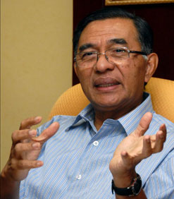 Saya minta Nasaruddin turut membuat temujanji dengan Presiden Umno kerana tidak ada apa-apa yang kita tidak boleh selesaikan. Kalau ada kelapangan dia boleh juga berjumpa dengan Najib esok,