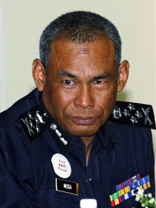 Lanjutan kontrak Musa juga telah mendapat perakuan Suruhanjaya Pasukan Polis yang dipengerusikan oleh Menteri Dalam Negeri Datuk Seri Hishammuddin Tun Hussein.